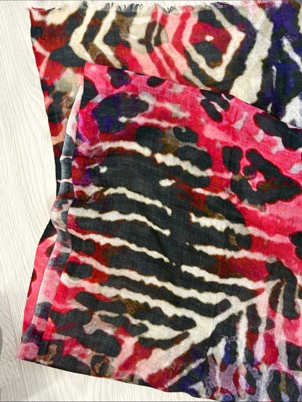 Women’s Multicolor Animal Print Scarf- Pink/Black